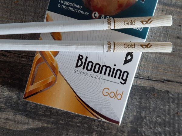 Blooming Gold cigarettes