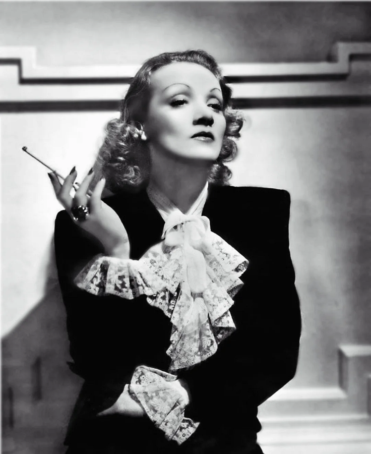 Marlene Dietrich smokes